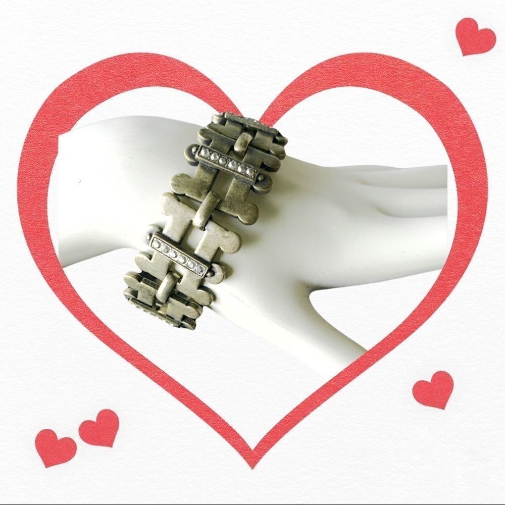 Vintage Banana Bob silver pewter link bracelet with silver aurum crystals